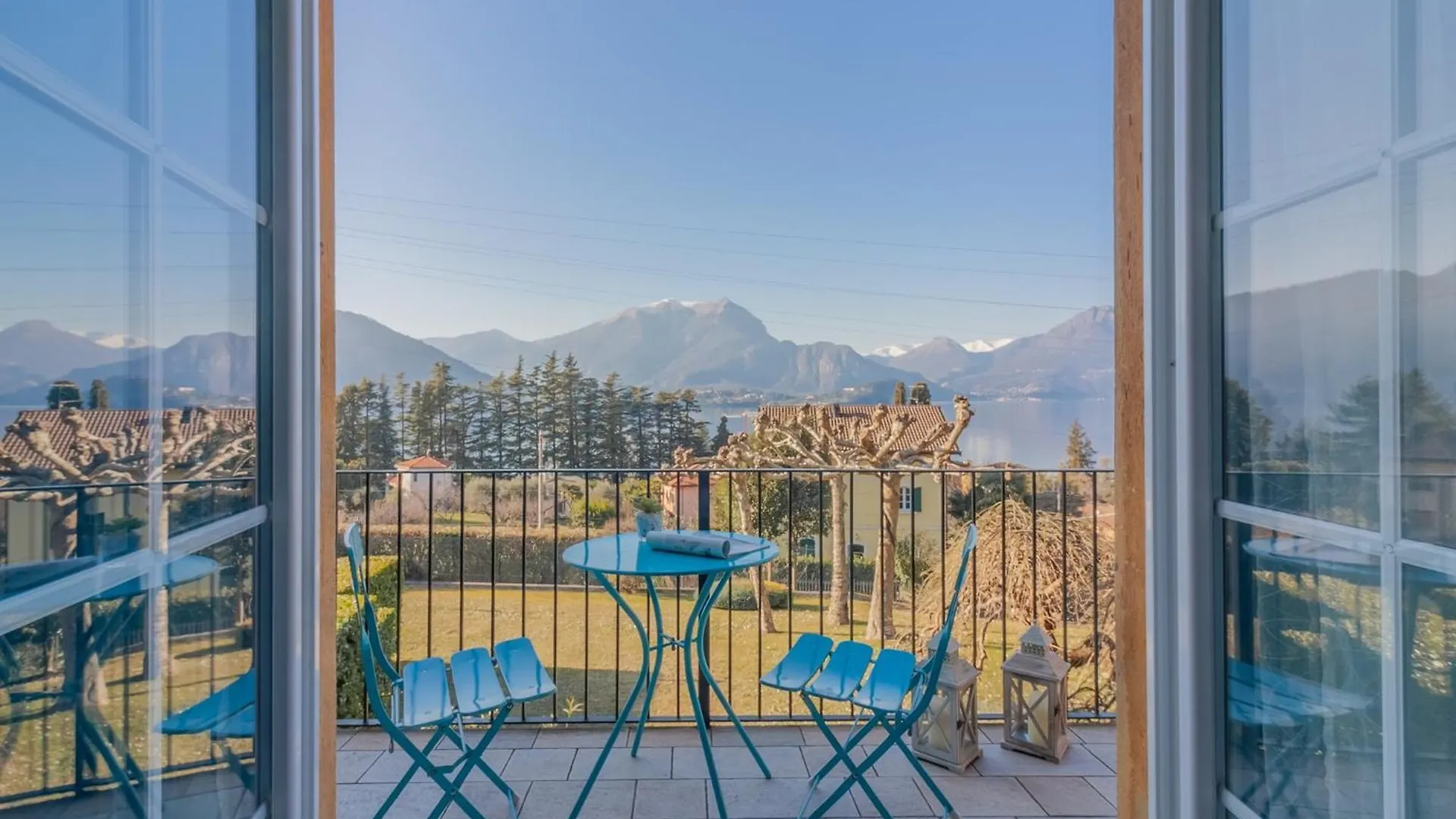 Blue Lake Village Lierna Ιταλία