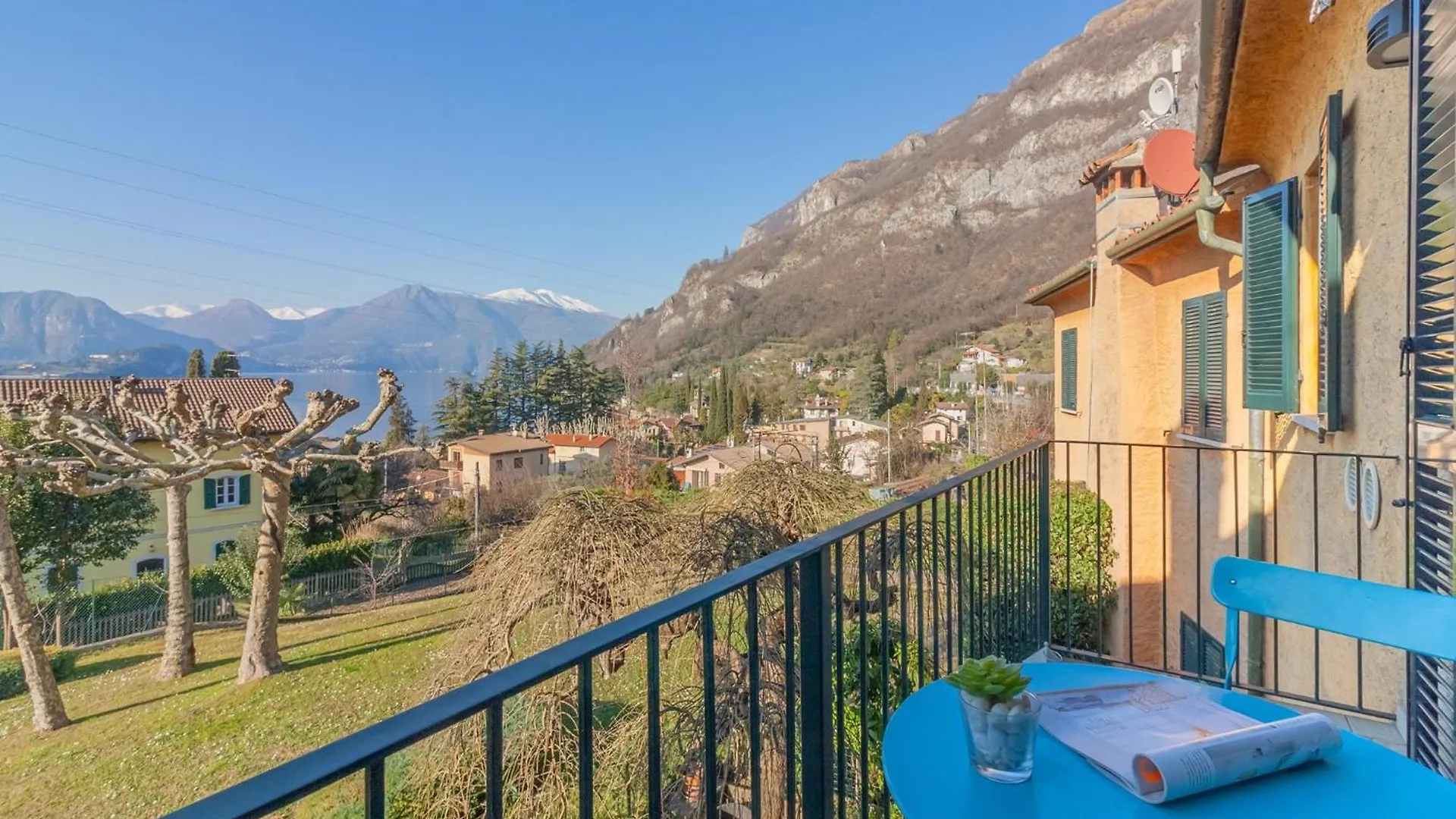 Blue Lake Village Lierna